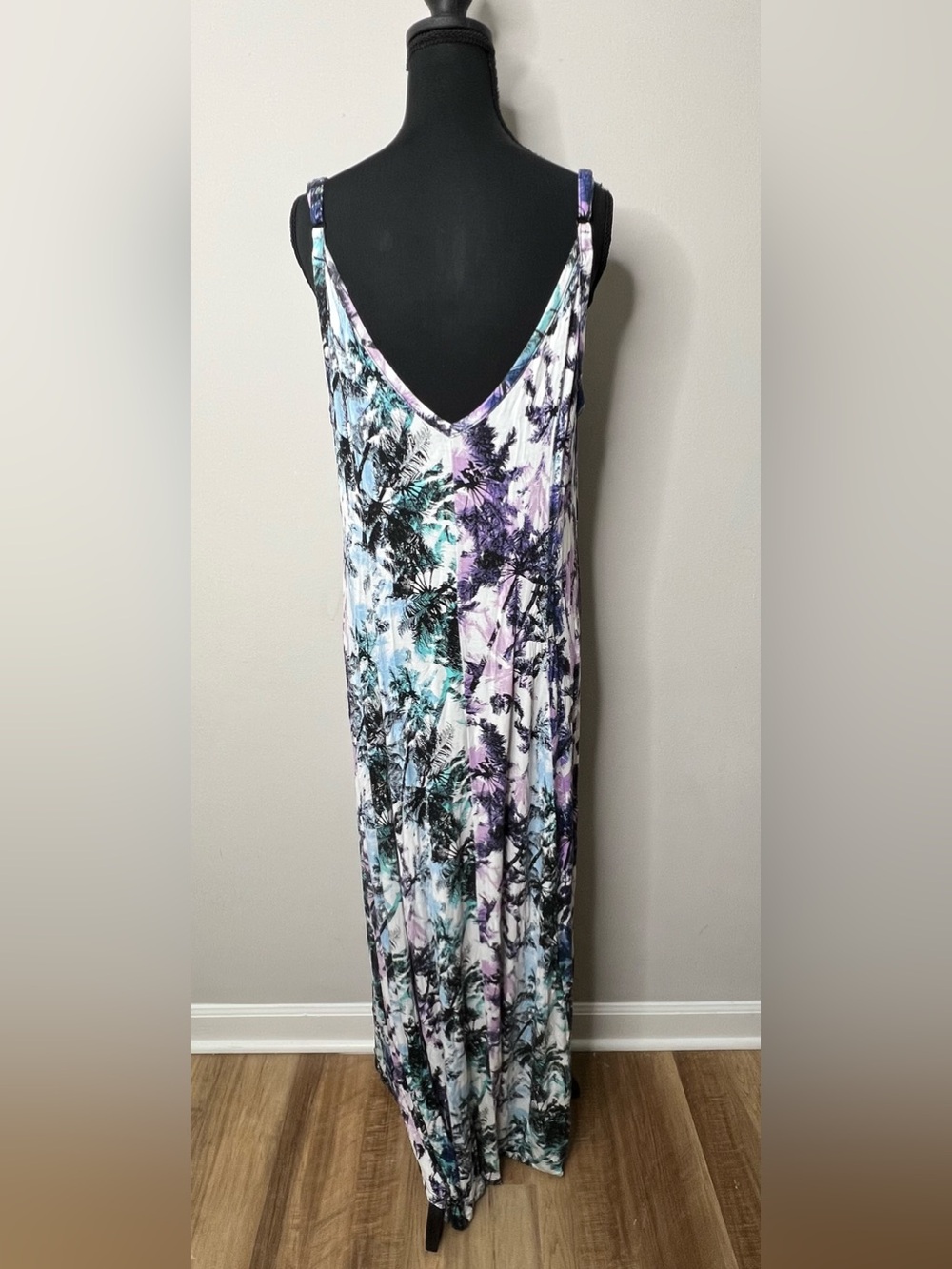 Torrid Women’s Pastel Floral Maxi Dress Adjustable Straps V-Neck 2x (18-20) - Picture 5 of 10